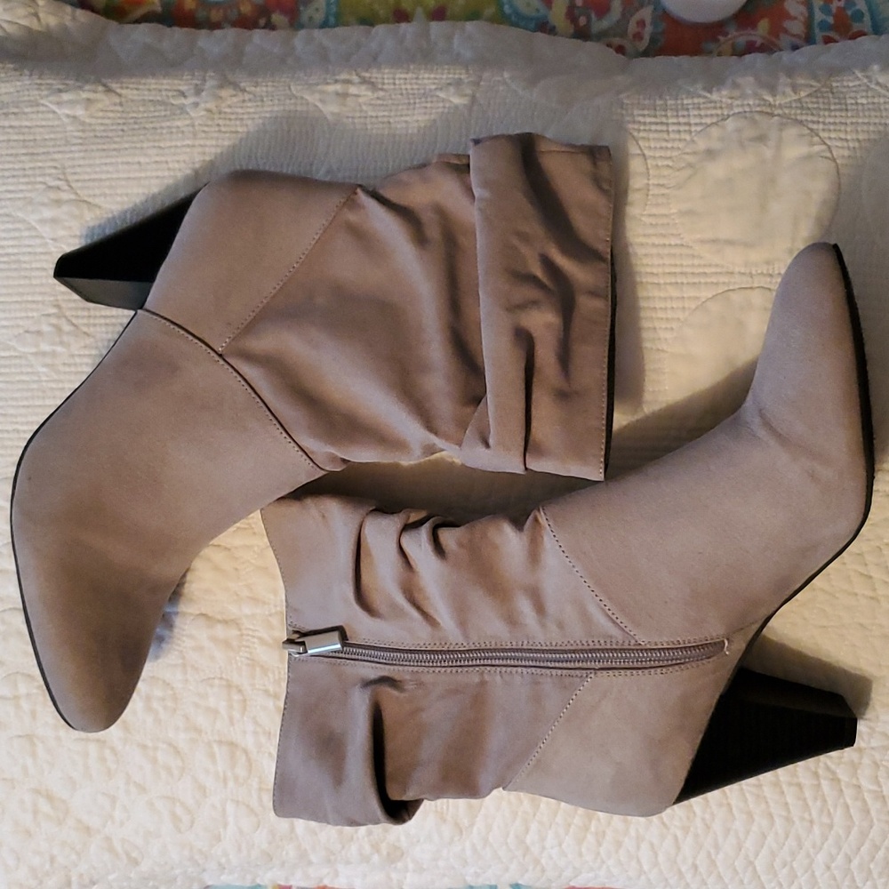 Kaari Blue Slouch Booties
